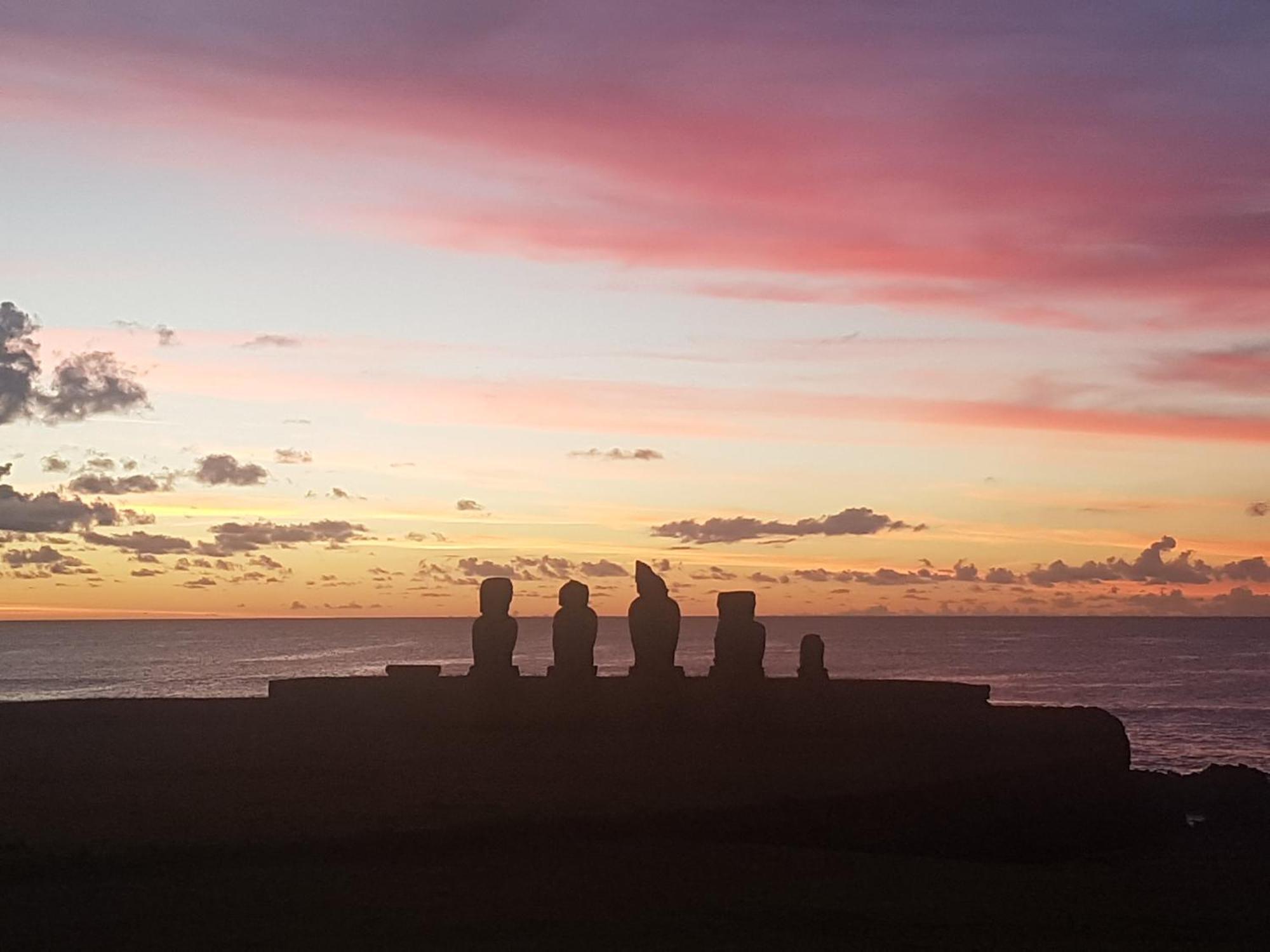 Cabanas Isla De Pascua Hanga Roa Exterior photo